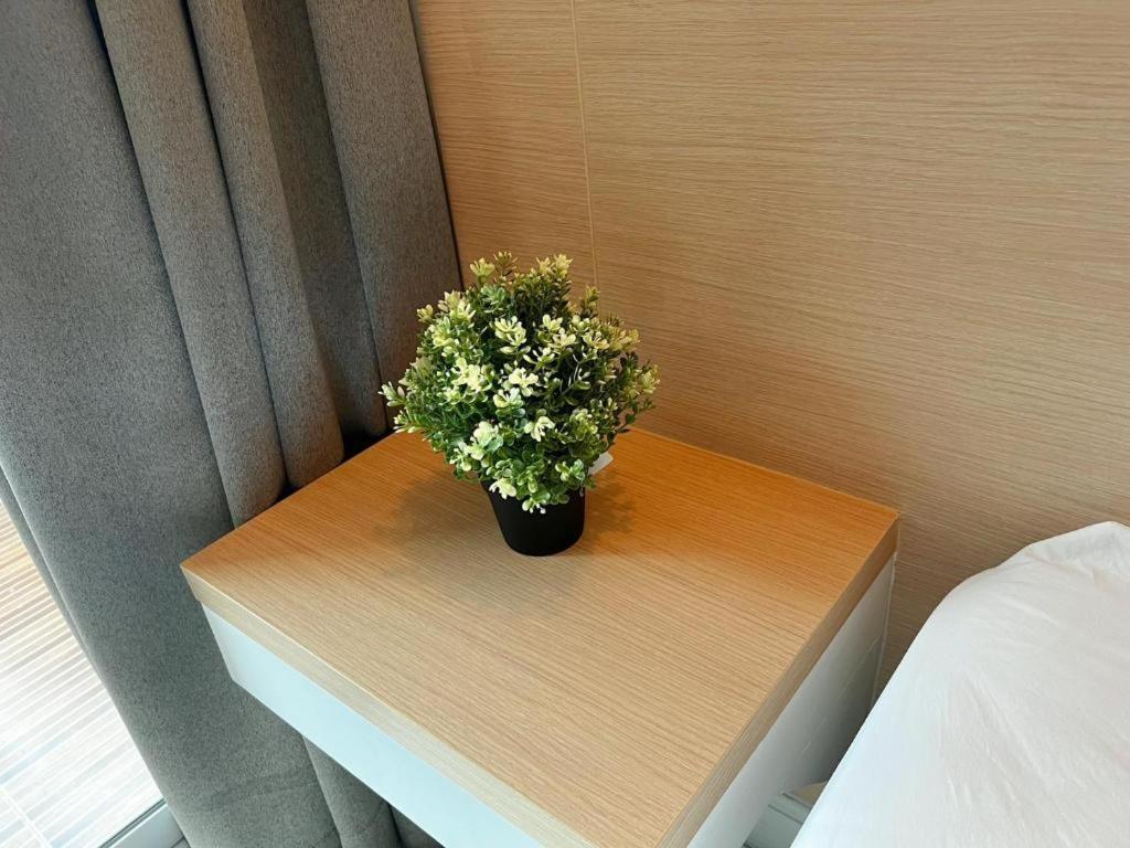 Nana Chat Bangsaen Hotel 是拉差 外观 照片