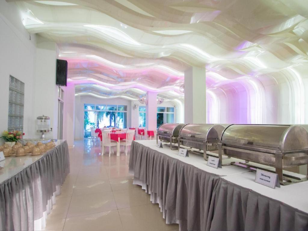 Nana Chat Bangsaen Hotel 是拉差 外观 照片