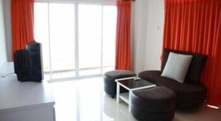 Nana Chat Bangsaen Hotel 是拉差 外观 照片