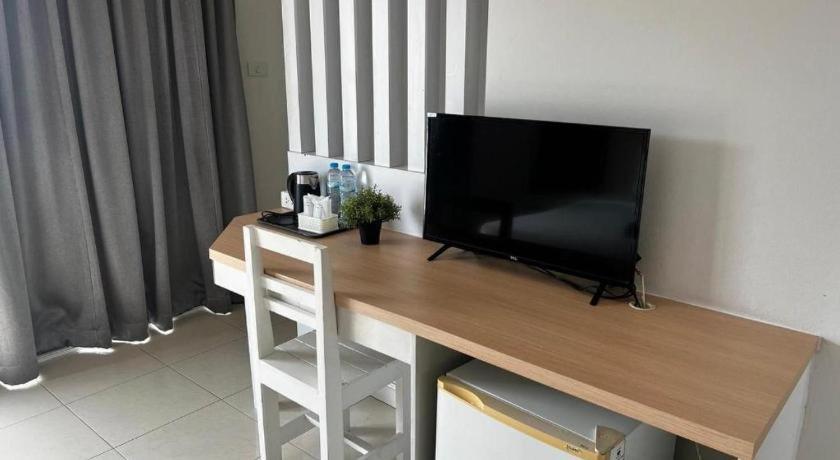 Nana Chat Bangsaen Hotel 是拉差 外观 照片