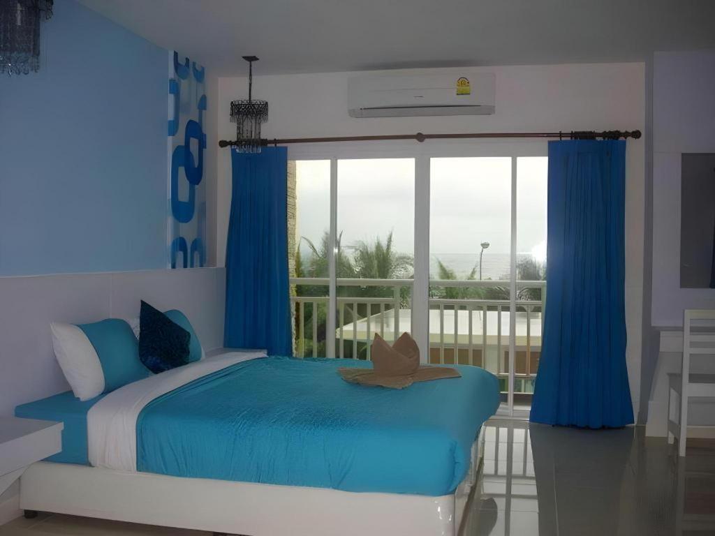 Nana Chat Bangsaen Hotel 是拉差 外观 照片