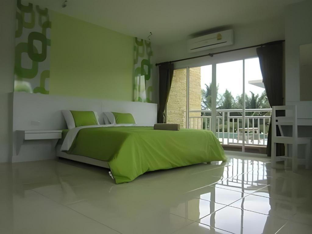 Nana Chat Bangsaen Hotel 是拉差 外观 照片